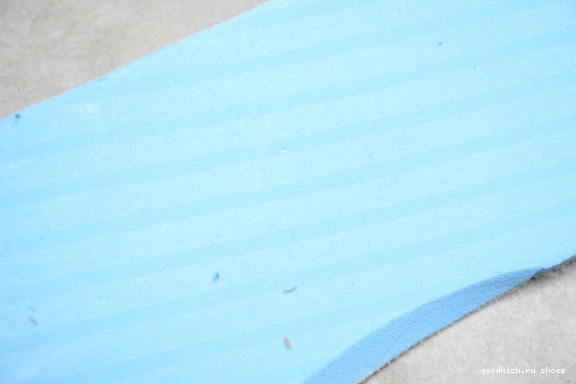 Release 1 x AQ0818-148 Date O-W Air UNC AQ0818-148 Jordan 0419